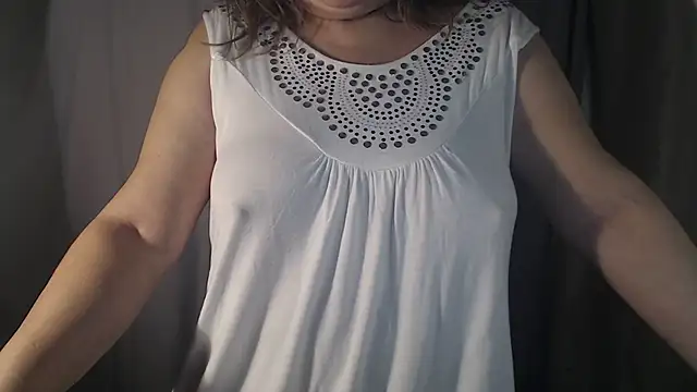 1BECHA1 online show from 10-13-25, 01:07