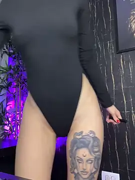 AlyseReuse online show from 11-06-25, 07:29