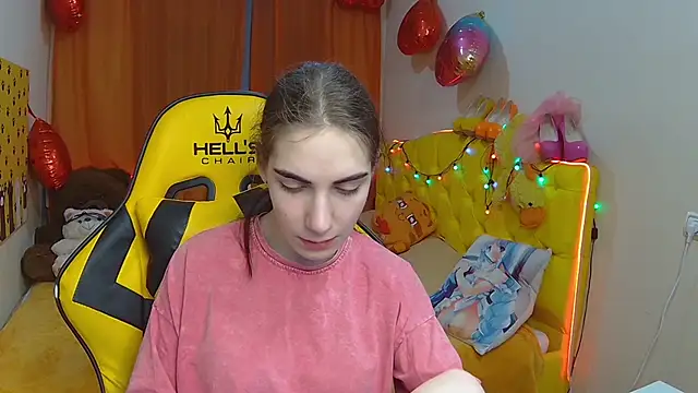 NikaStark  online show from 03-18-25, 04:29