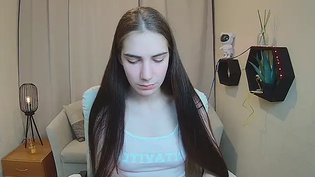 NikaStark  online show from 05-12-26, 06:36