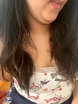 Snapshot of yassminsexy22 chatting on 11-18-25, 12:30 yassminsexy22 online show from 11-18-25, 12:30