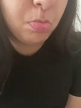 Snapshot of yassminsexy22 chatting on 11-07-25, 11:48 yassminsexy22 online show from 11-07-25, 11:48