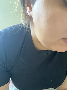 yassminsexy22 online show from 03-28-26, 11:22