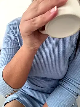 Snapshot of yassminsexy22 chatting on 11-09-25, 12:09 yassminsexy22 online show from 11-09-25, 12:09