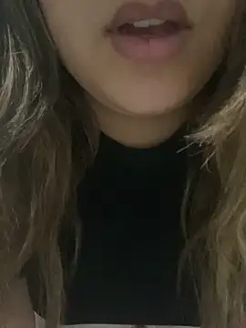 yassminsexy22 online show from 03-26-26, 09:24