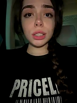 pantyless online show from 09-19-25, 09:52