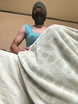 Snapshot of UtopianMisfit1 chatting on 03-16-26, 08:33 UtopianMisfit1 online show from 03-16-26, 08:33