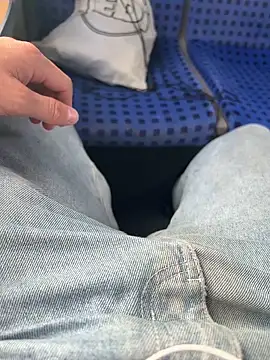 Snapshot of Michaela1222 chatting on 09-12-25, 03:01 Michaela1222 online show from 09-12-25, 03:01