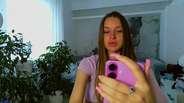 Snapshot of Submissive_love chatting on 06-05-26, 12:00 Submissive love online show from 06-05-26, 12:00