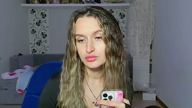 Submissive love online show from 11-24-25, 04:07