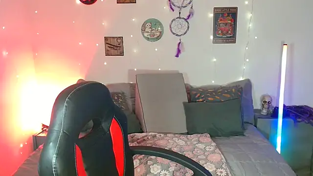 catalinamommyx online show from 11-08-25, 11:41