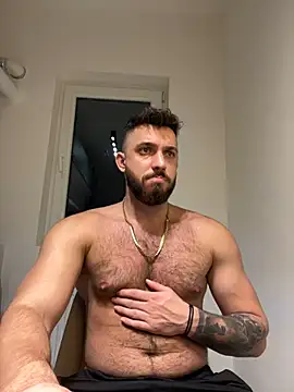 Snapshot of LoveIsBlind_ chatting on 12-07-24, 08:00 LoveIsBlind  online show from 12-07-24, 08:00