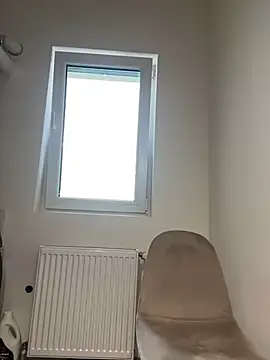 Snapshot of LoveIsBlind_ chatting on 12-08-24, 07:26 LoveIsBlind  online show from 12-08-24, 07:26