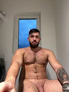 Snapshot of LoveIsBlind_ chatting on 12-04-24, 05:32 LoveIsBlind  online show from 12-04-24, 05:32