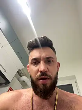 Snapshot of LoveIsBlind_ chatting on 12-17-24, 12:34 LoveIsBlind  online show from 12-17-24, 12:34