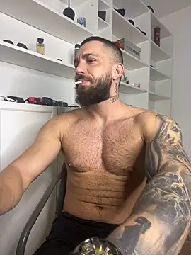 Snapshot of LoveIsBlind_ chatting on 09-23-25, 03:57 LoveIsBlind  online show from 09-23-25, 03:57