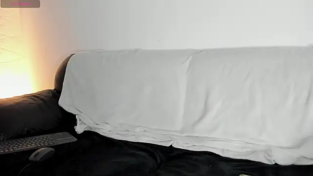 LoveIsBlind  online show from 05-04-26, 05:05