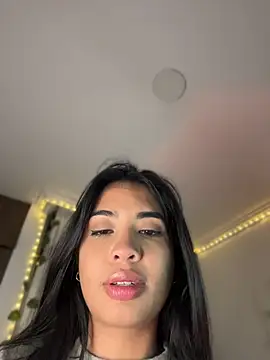 lina pink online show from 04-24-26, 02:46