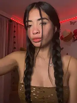 Snapshot of lina_pink chatting on 12-03-24, 05:26 lina pink online show from 12-03-24, 05:26