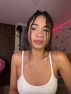 Snapshot of lina_pink chatting on 03-11-25, 02:42 lina pink online show from 03-11-25, 02:42