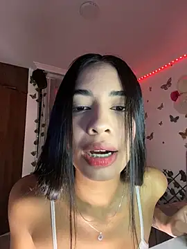 Snapshot of lina_pink chatting on 02-24-25, 09:09 lina pink online show from 02-24-25, 09:09