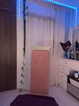 lina pink online show from 06-19-26, 01:22