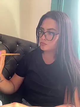 Karla-sexy01 online show from 12-05-25, 03:32