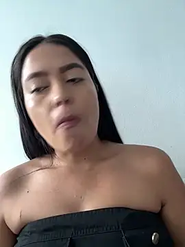 Karla-sexy01 online show from 05-05-26, 02:42