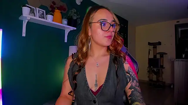 evy orange1 online show from 07-06-26, 03:57