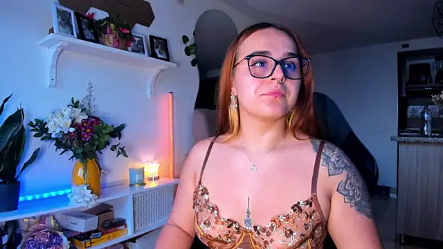 evy orange1 online show from 03-04-26, 11:18