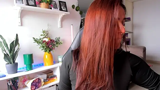 evy orange1 online show from 03-16-26, 03:04