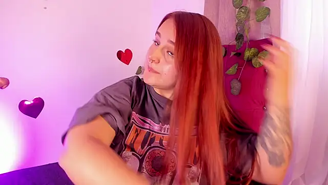 Snapshot of evy_orange1 chatting on 02-28-25, 10:17 evy orange1 online show from 02-28-25, 10:17