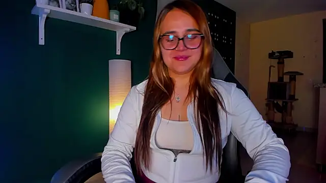 evy orange1 online show from 07-02-26, 03:23