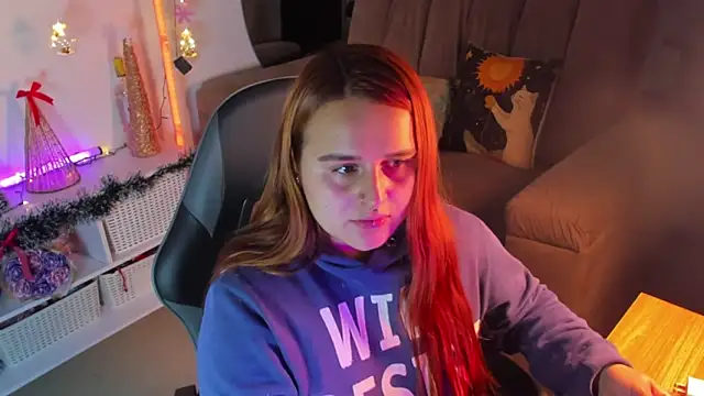 evy orange1 online show from 12-20-25, 03:31