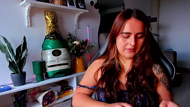 evy orange1 online show from 03-20-26, 02:40