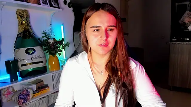 evy orange1 online show from 03-20-26, 02:34