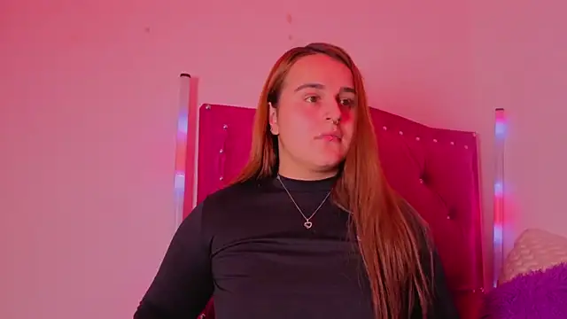 evy orange1 online show from 11-23-25, 04:00