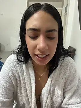 Snapshot of Heratemporal chatting on 07-17-26, 01:08 Heratemporal online show from 07-17-26, 01:08