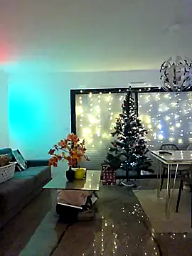 Giuliana baby online show from 12-04-25, 08:35