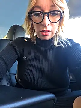 Giuliana baby online show from 10-17-25, 08:39