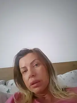 Snapshot of MiaDoll69 chatting on 02-17-26, 10:12 MiaDoll69 online show from 02-17-26, 10:12