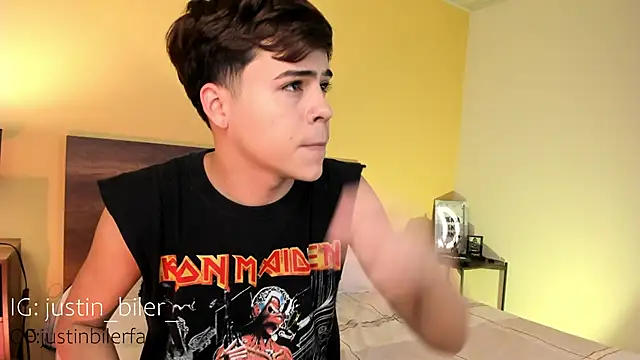 justinbiler online show from 03-03-25, 12:17