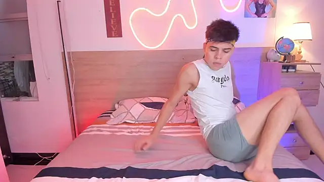 justinbiler online show from 10-21-25, 01:43