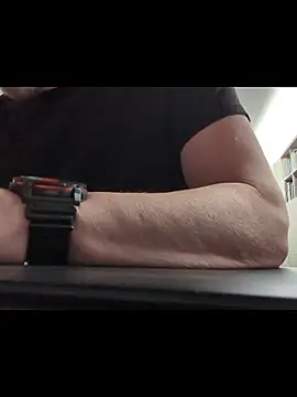 BennyK72 online show from 11-12-25, 05:22