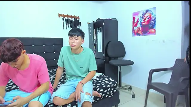 Alexander and Xiao online show from 02-05-26, 11:44