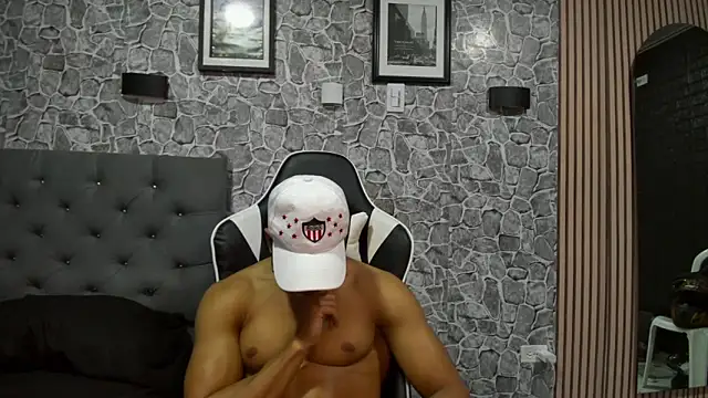 chriss jones1 online show from 09-11-25, 03:39