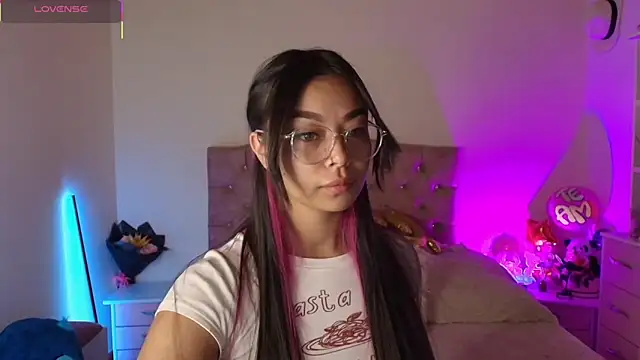 miaa saenz1 online show from 10-25-25, 05:06