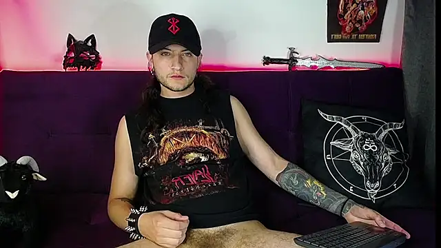 Snapshot of blckwolf_6 chatting on 01-30-25, 01:44 blckwolf 6 online show from 01-30-25, 01:44
