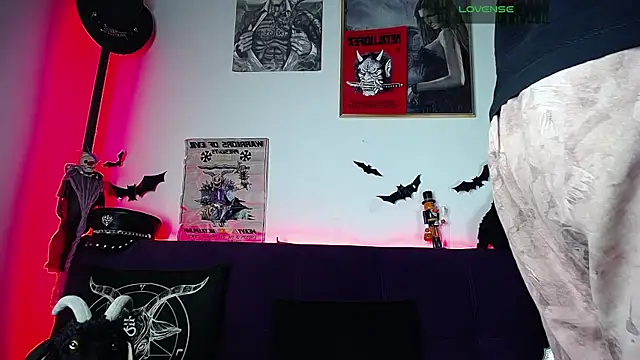 blckwolf 6 online show from 11-03-25, 06:44