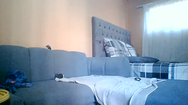 Snapshot of Sgeme325is chatting on 06-13-26, 02:26 Sgeme325is online show from 06-13-26, 02:26